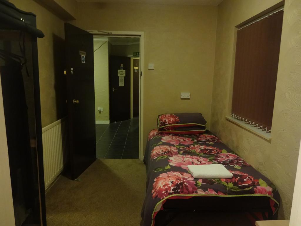 נונאיטון The Manor Hotel חדר תמונה
